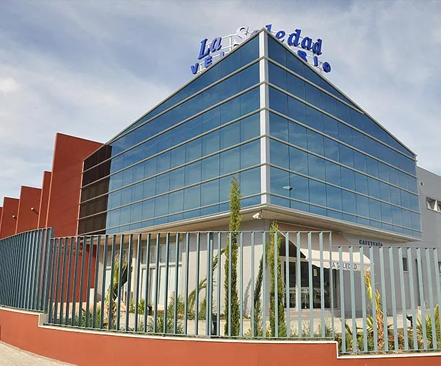 company_name_branding] fachada de la funeraria 